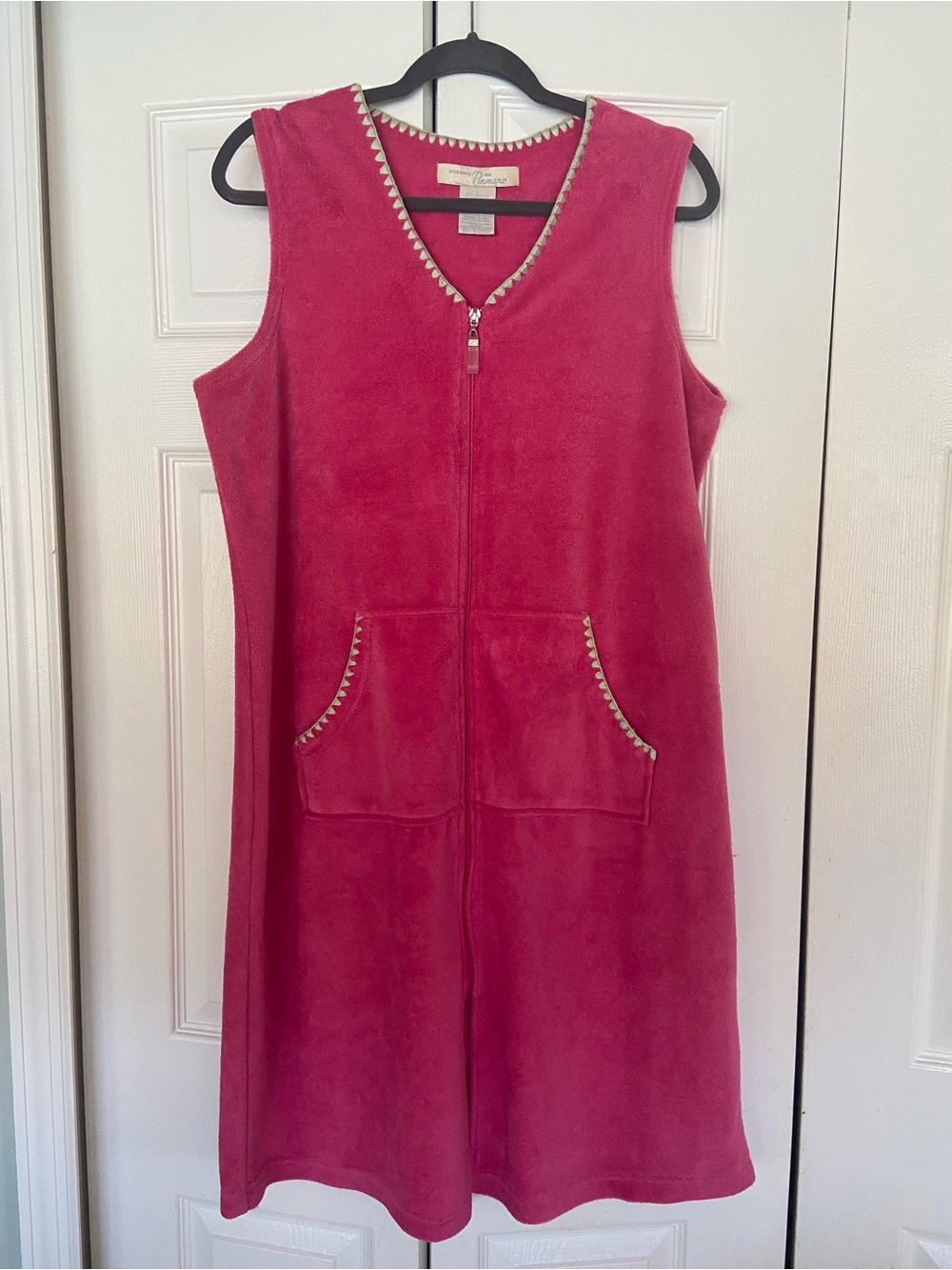 Sleeveless Zip-Front Pink Swim Coverup with Pocket Detail